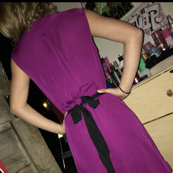 Professional elegant dress - Picture 2 of 2