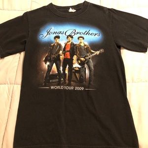Jonas brothers shirt