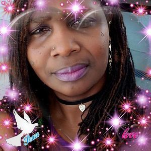 Meet your Posher, Vikki