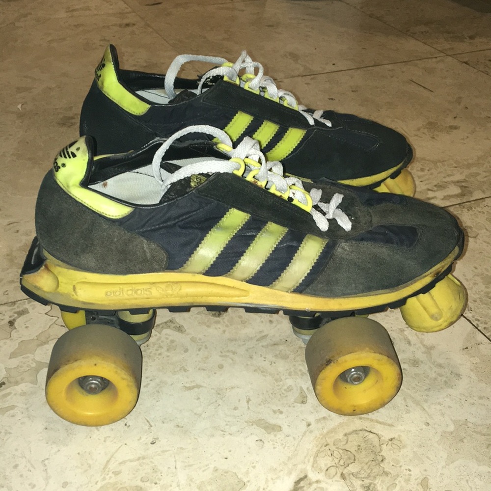 VINTAGE ADIDAS roller skates