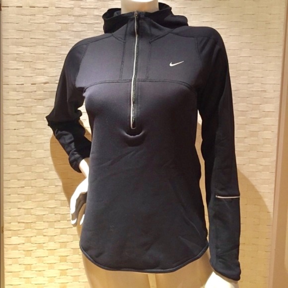 Nike Jackets & Blazers - NWOT!  Nike Running  Dry Fit Pull Over w/ Hood