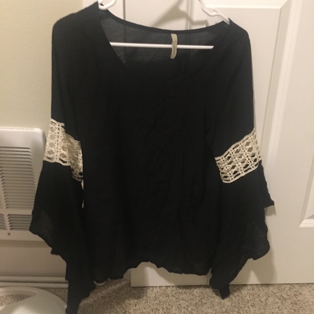 Black long sleeve shirt