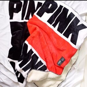 New Victoria’s Secret Pink Blanket