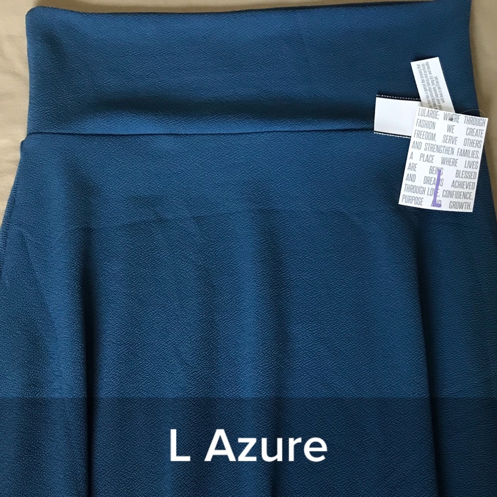 BNWT Blue LuLaRoe L Azure - Cassie Material