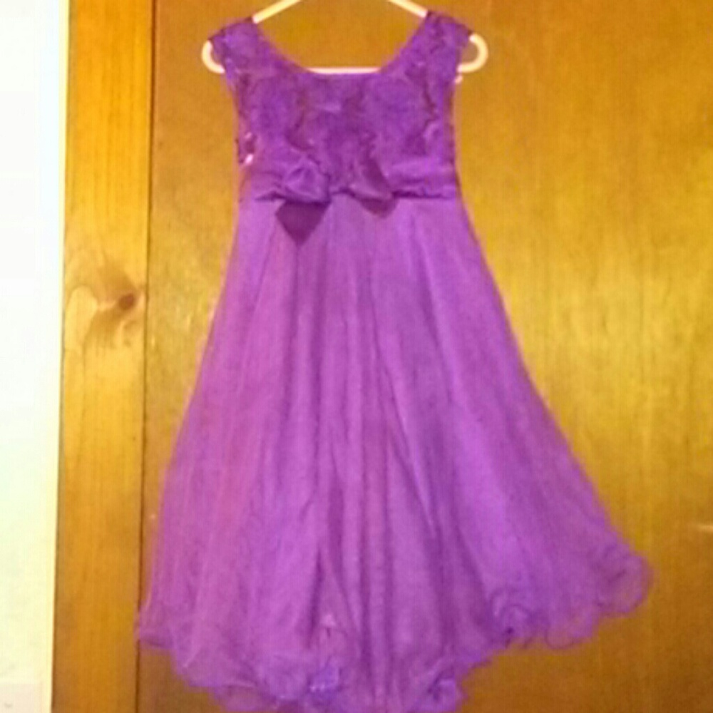 Girls dress