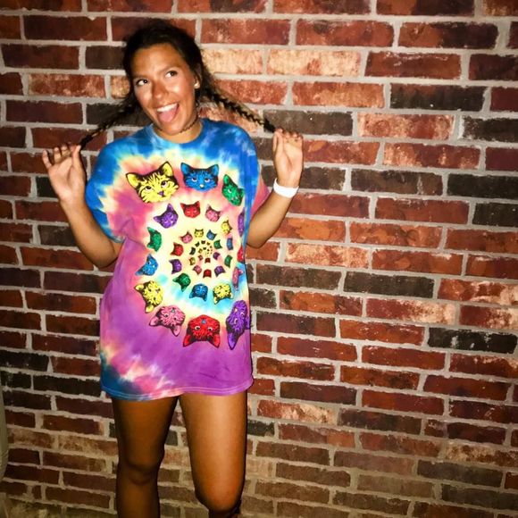 Meet your Posher, Lauren - Picture 1 of 1