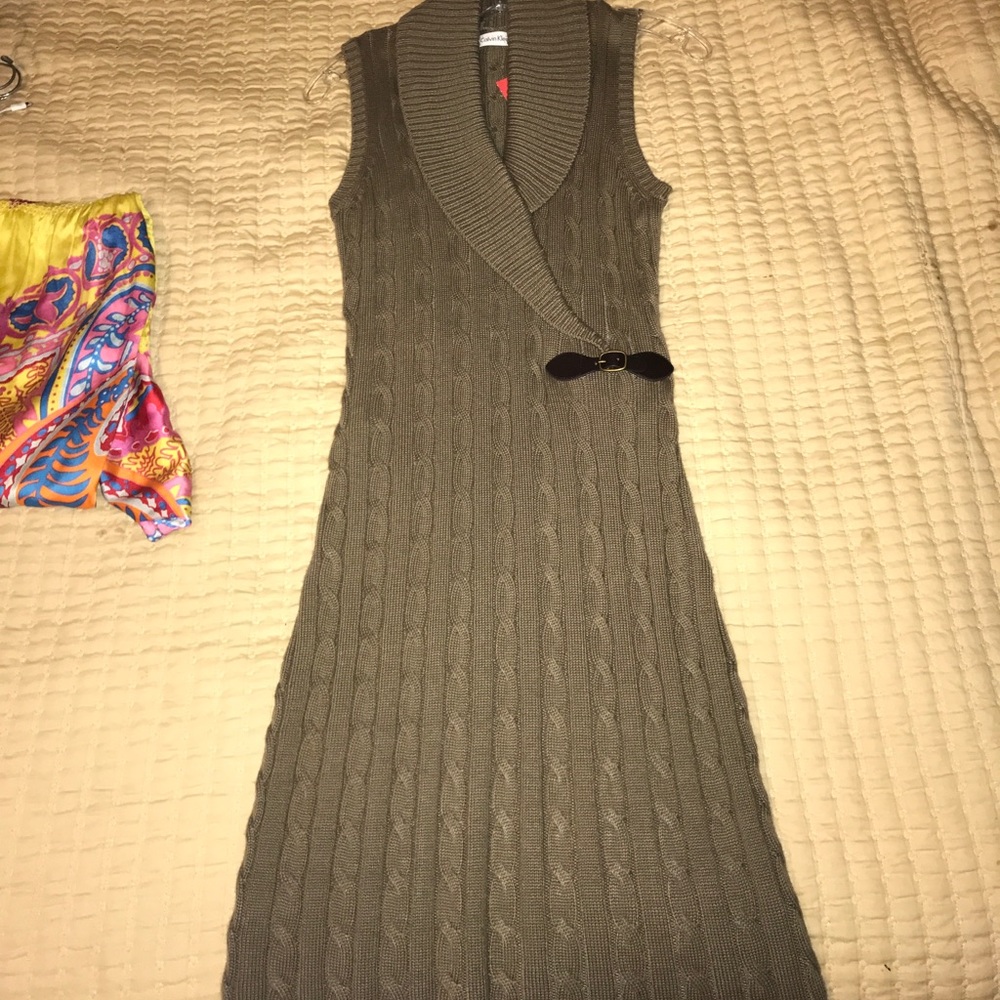 Calvin Klein tank sweater dress w/ V neck.