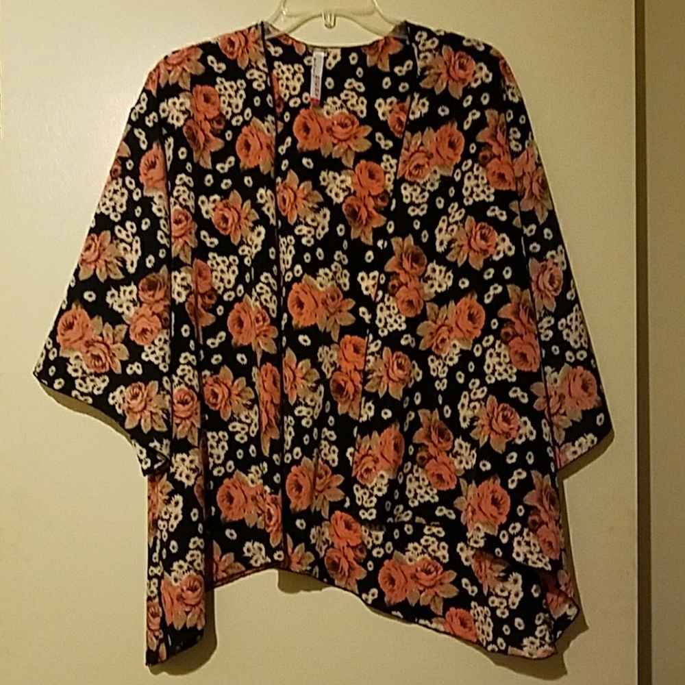 Floral Kimono Top