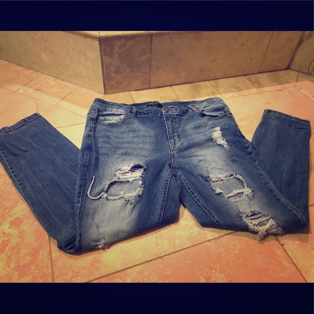 Forever 21 NWOT jeans