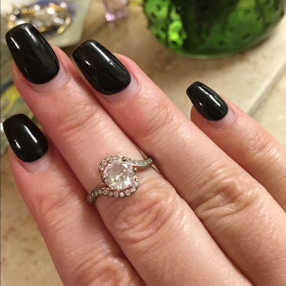 💎”Diamond”💎 Ring - Picture 2 of 4