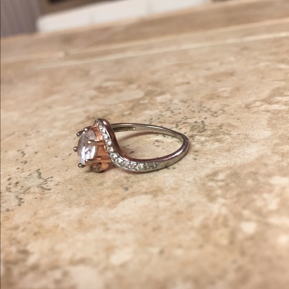 💎”Diamond”💎 Ring - Picture 3 of 4