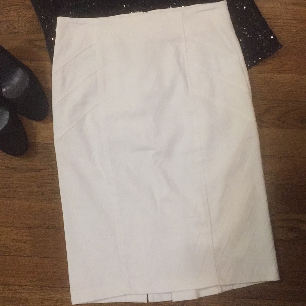 XOXO White Textured fitted Midi Skirt- Back ruffle