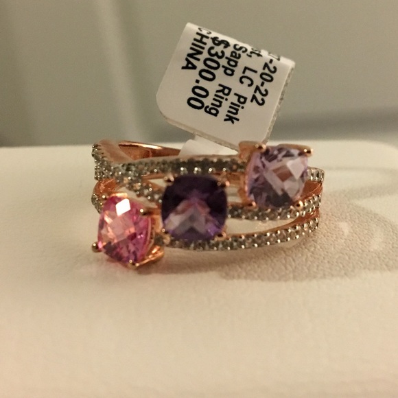 Beautiful ring NWT - Picture 7 of 8