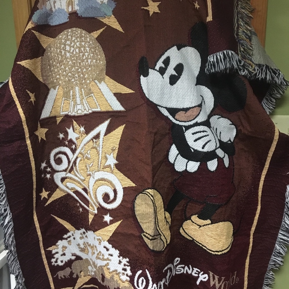 Disney blanket
