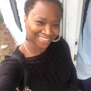 Meet your Posher, Nickie