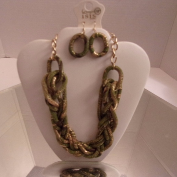 NWT ARMY/MARINE ISIS CAMI NECKLACE & EARRINGS RETA - Picture 1 of 4