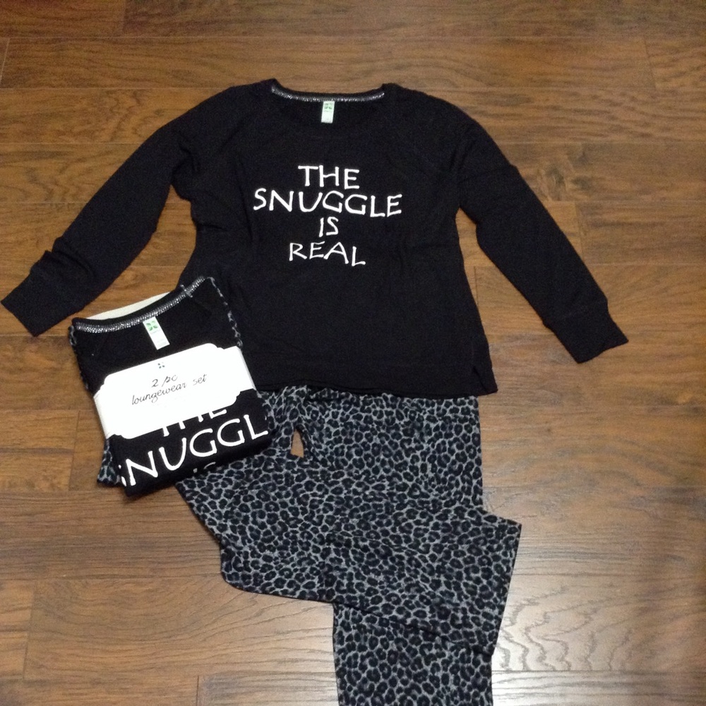 "The Snuggle is Real" Pajamas S-XL