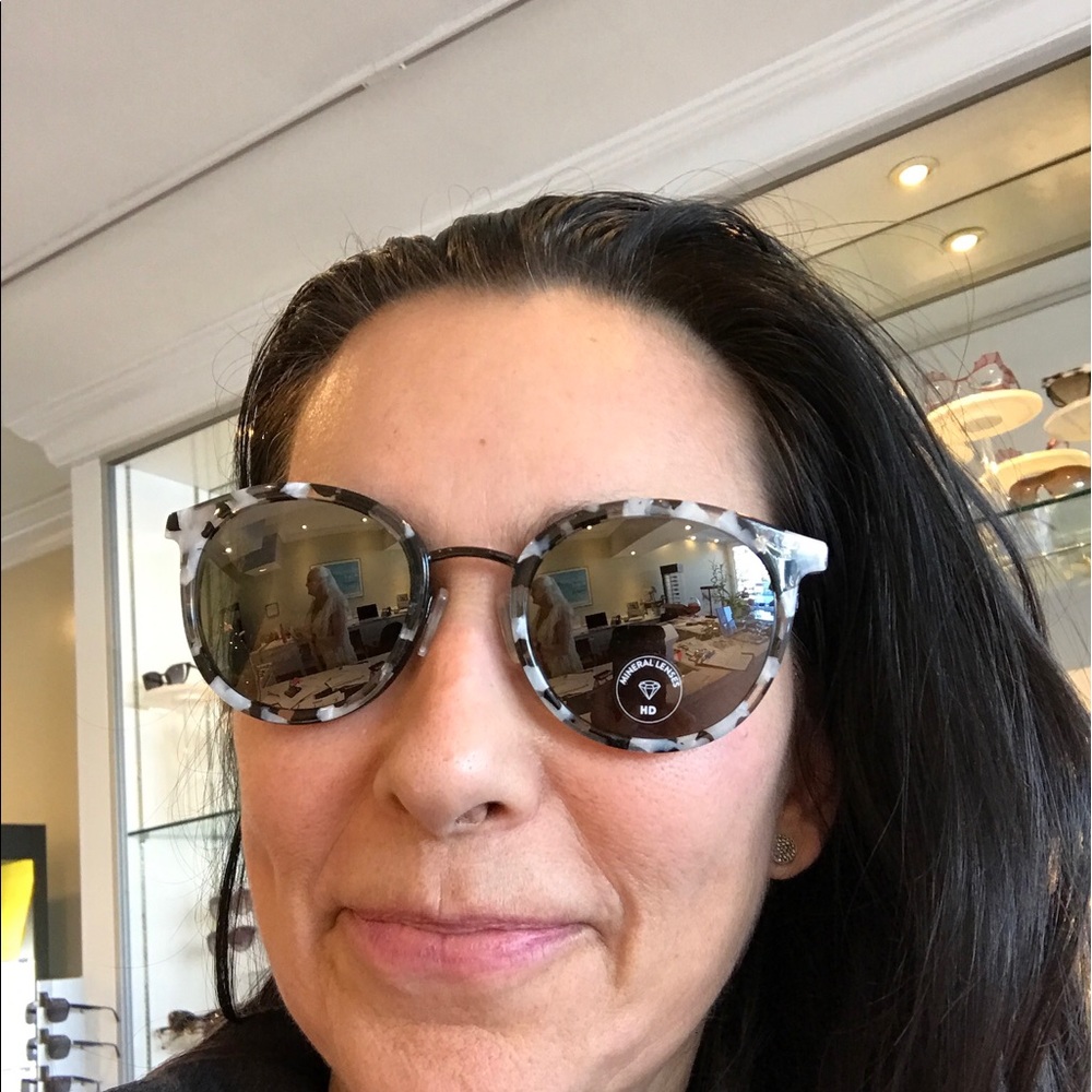 Meet your Posher, Teri