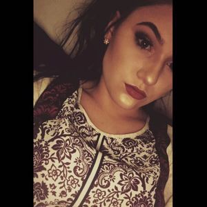 Meet your Posher, Brooke