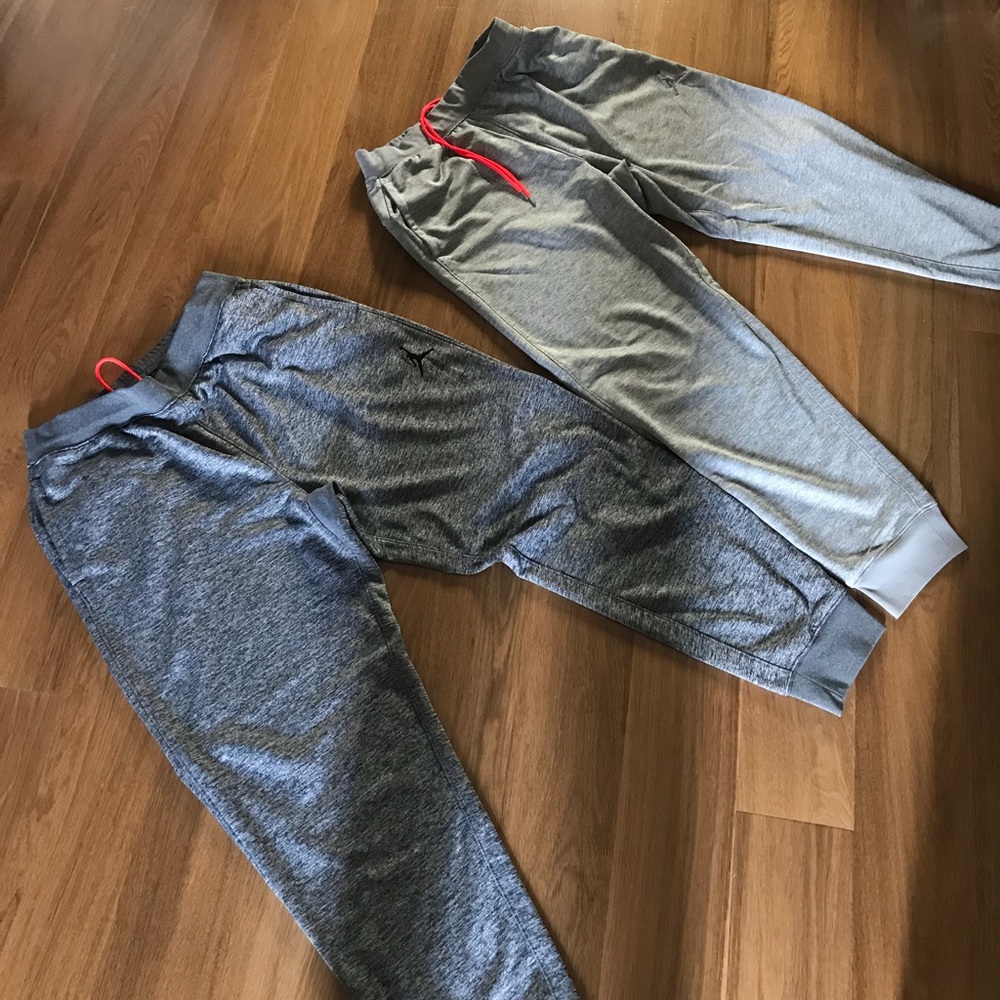 Nike never worn or washed Jordan joggers!