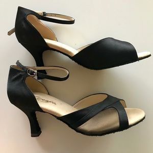 Ballroom Cap Blk Capezio Shoes