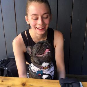 Meet your Posher, Elyssa