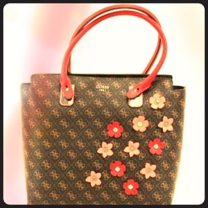 Guess tote handbag brand new never used