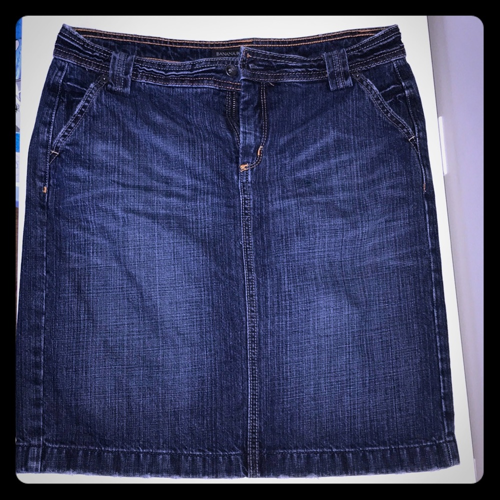 Banana Republic Denim Skirt
