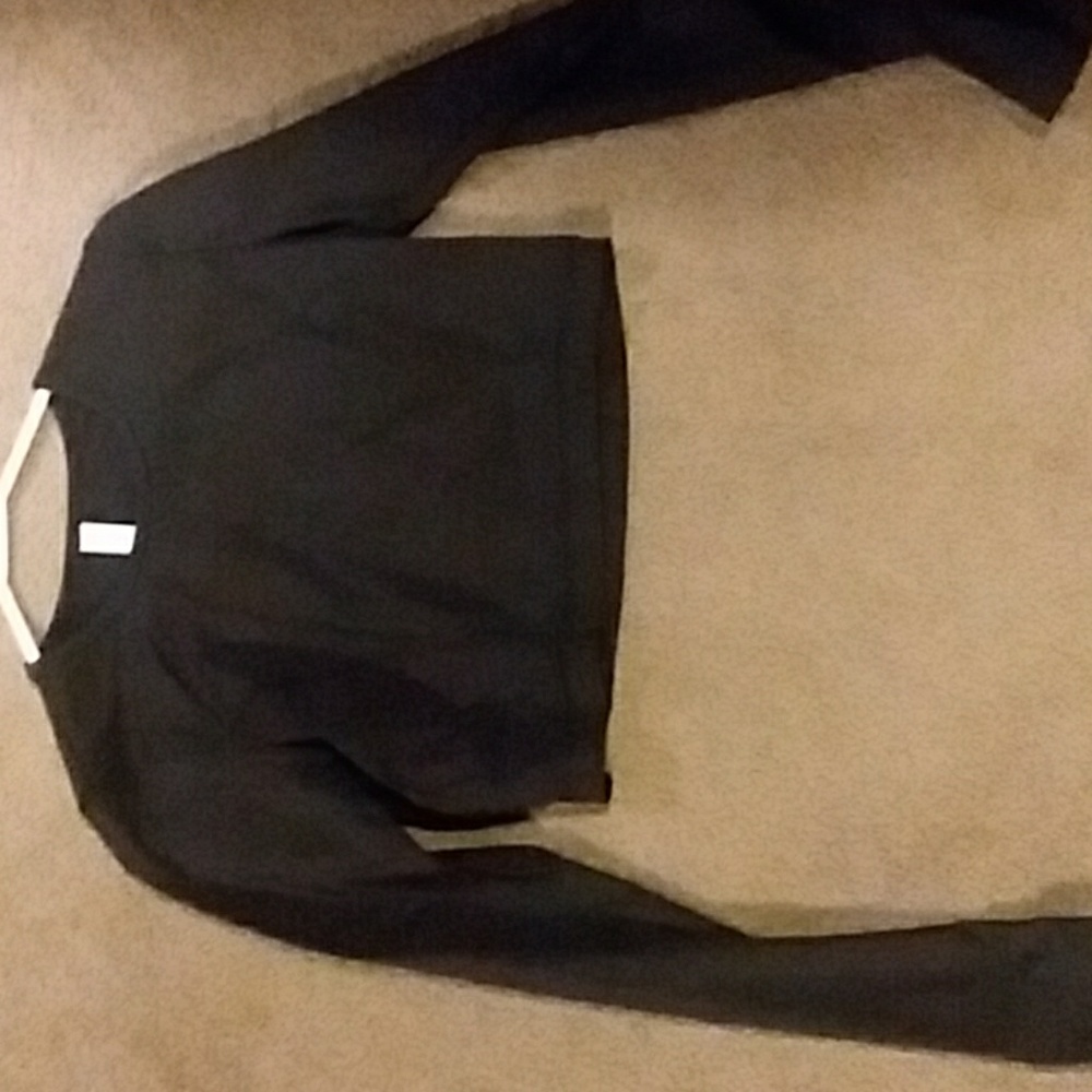 Brand new without tags lululemon crop top