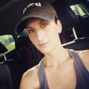 Meet your Posher, Nayara