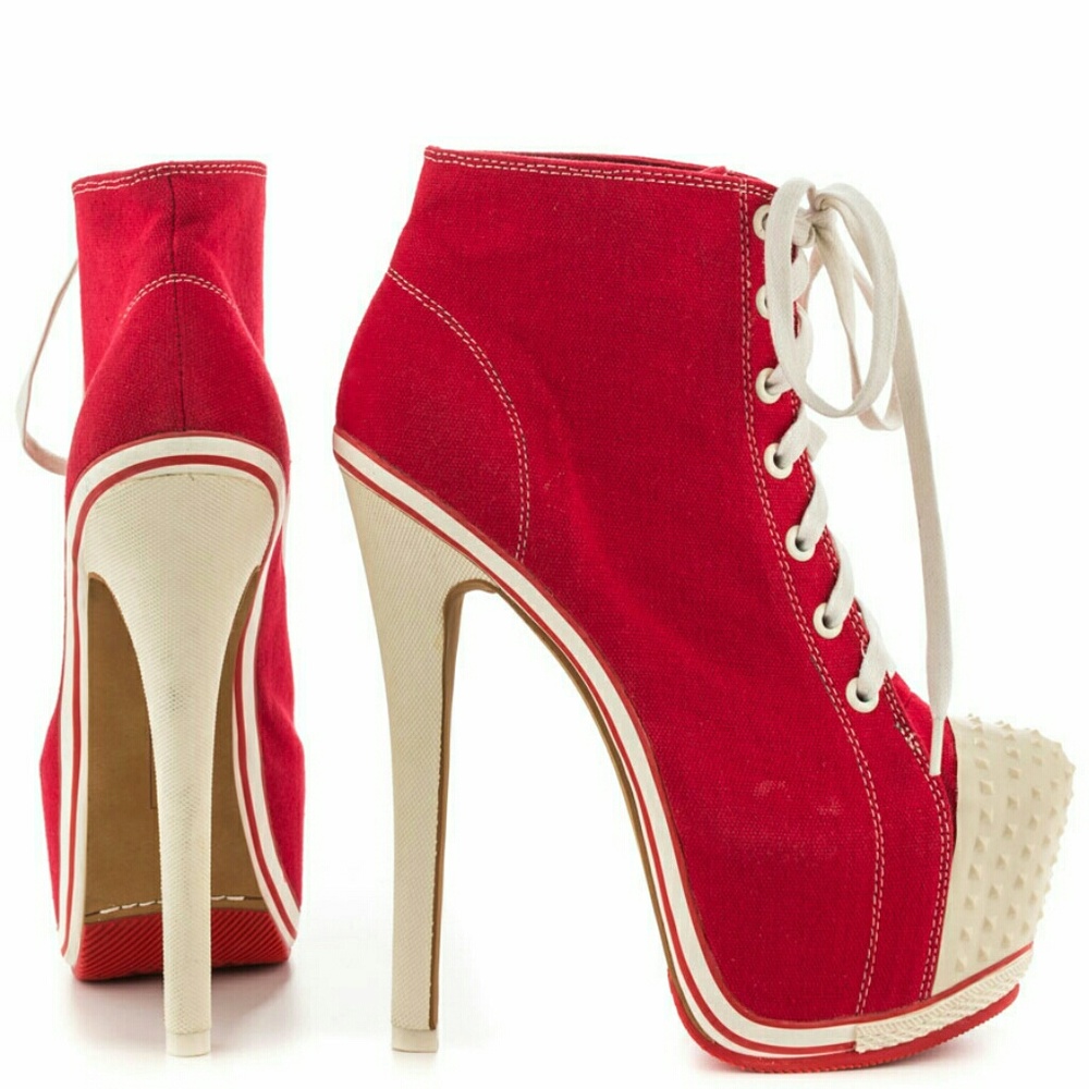 ISO: Zigi Girl Salute Heels
