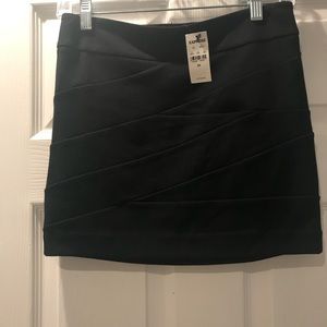 Express never worn New with tags skirt