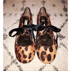 Leopard flats