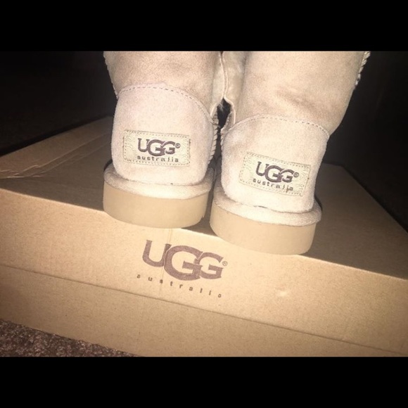 Bailey Button Ugg Australia Boots - Picture 3 of 4