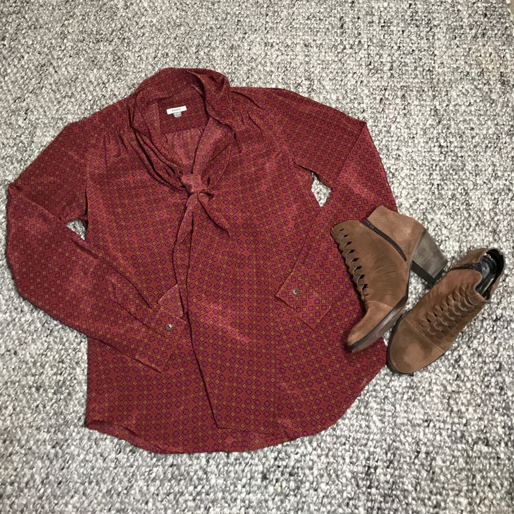 Fossil Small Rust Colored Long Sleeve Blouse