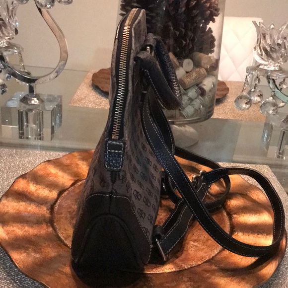 Dooney & Bourke back bag - Picture 4 of 8