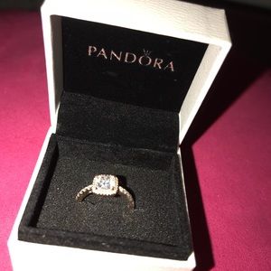 Pandora ring (rose gold)