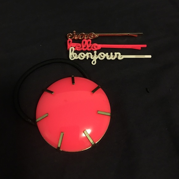 ban.do Accessories - ❗️DONATING SATURDAY Ban.do Hair Bundle