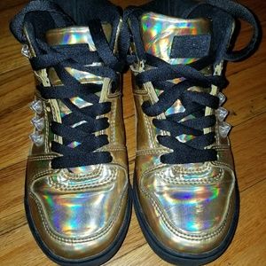 Girl's fashion sneakers