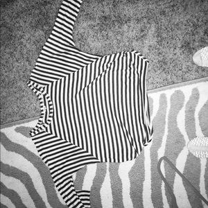 Black and cream thermal