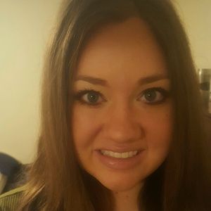 Meet your Posher, Leah