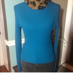 🔥Beautiful Merona Top🛍💜🔥