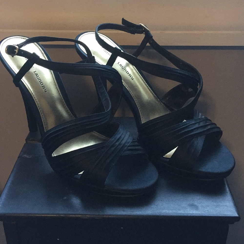 👠 Black heels 👠