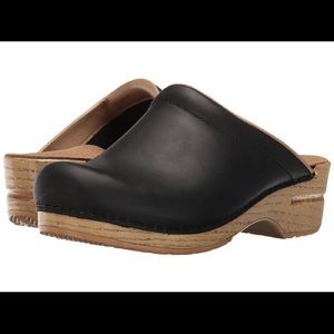 Dansko Sonja Clog black oiled/natural size 39EU