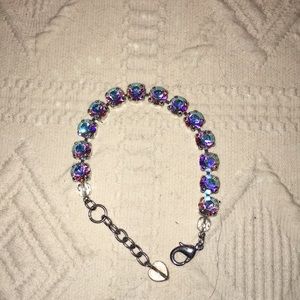 Sabika bracelet. 100% authentic.