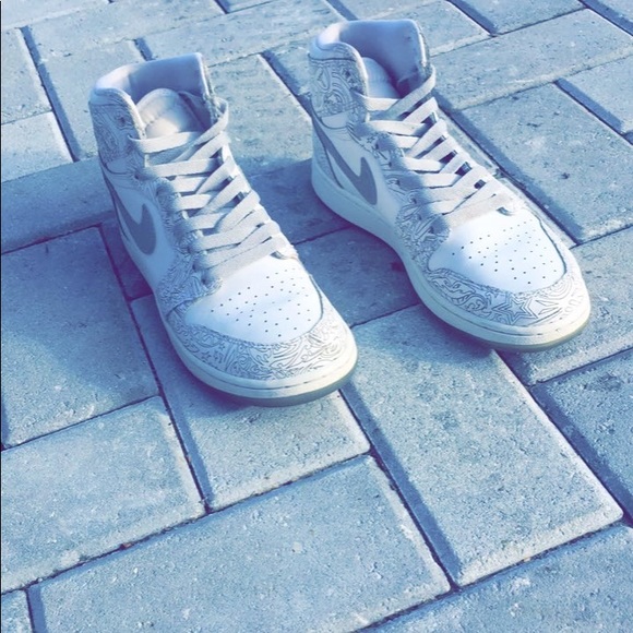 Laser 1's