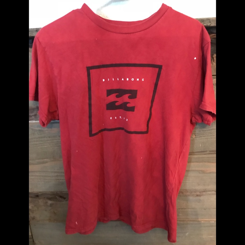 Men’s Billabong fitted tee