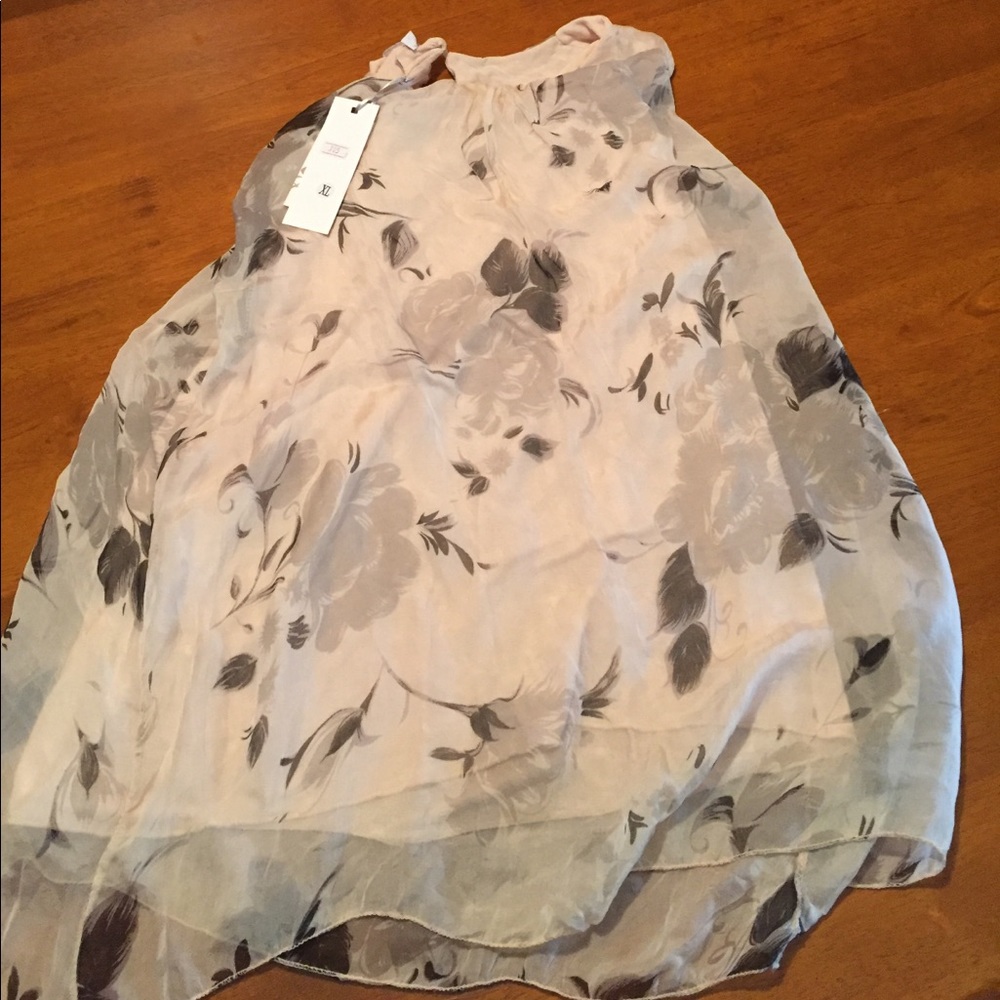 Tank - Picture 1 of 1