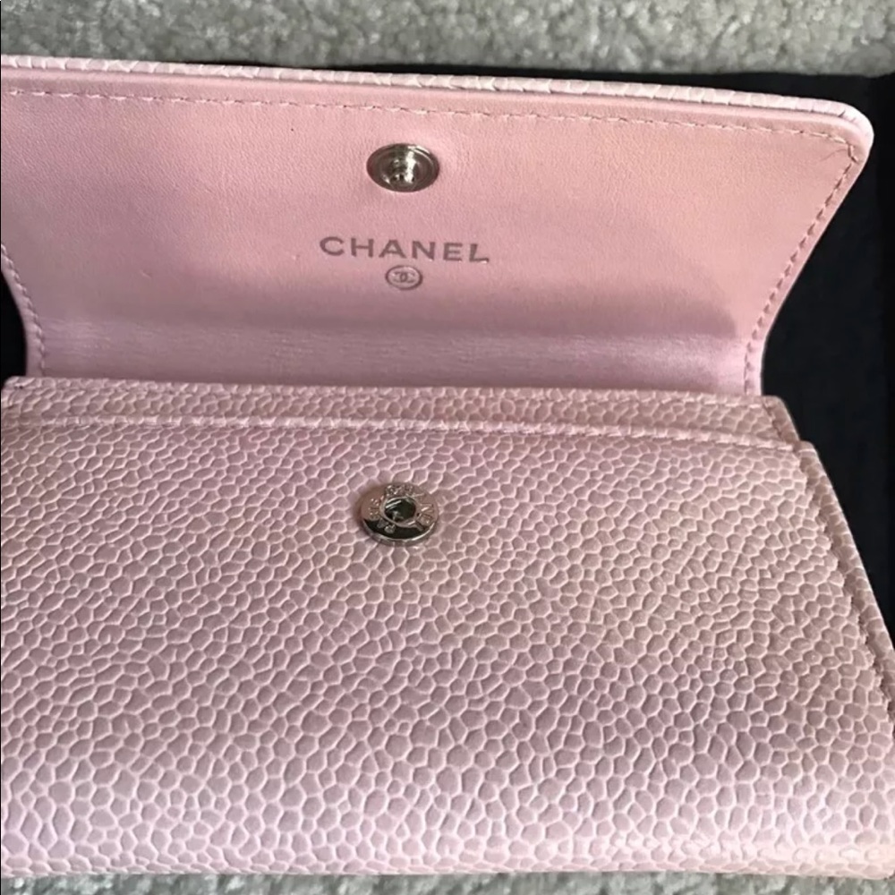 CHANEL Timeless CC Card Holder in Pink - Picture 3 of 16