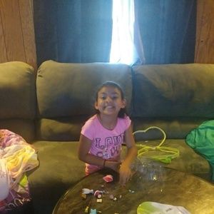 Meet your Posher, Roxanne